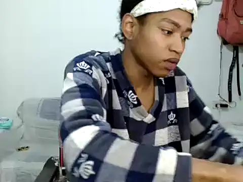 miriam775 online show from October 21, 2025, 10:58 am