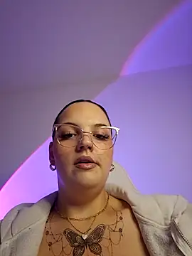 Snapshot of Jujuicy_97 chatting on March 13, 2026, 10:31 am Jujuicy 97 online show from March 13, 2026, 10:31 am