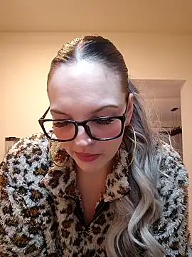 Jujuicy 97 online show from February 12, 2026, 3:12 pm