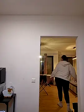 Snapshot of Jujuicy_97 chatting on March 19, 2026, 6:41 pm Jujuicy 97 online show from March 19, 2026, 6:41 pm