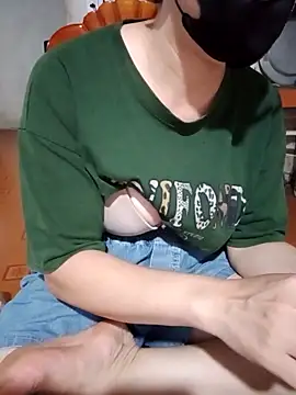 JasminePham online show from October 14, 2025, 4:24 am