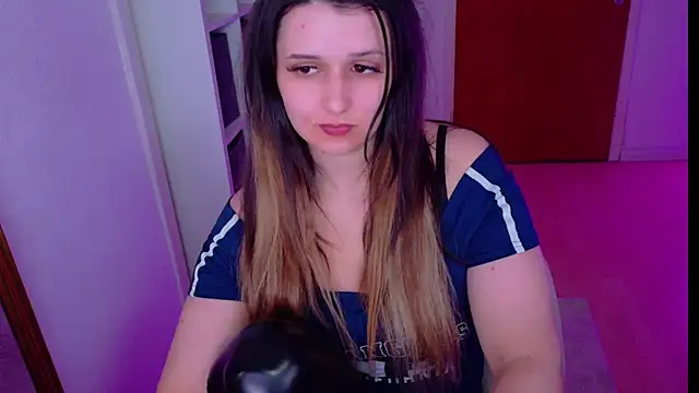 Snapshot of jenna-sxy19 chatting on September 19, 2025, 5:17 pm jenna-sxy19 online show from September 19, 2025, 5:17 pm