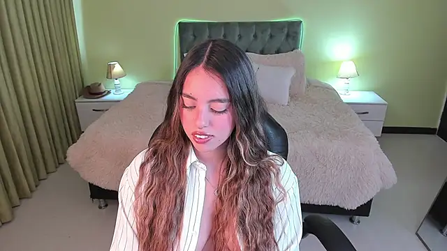  Charlotte evans 1 online show from June 30, 2026, 7:36 pm