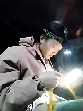 lytamye online show from December 18, 2024, 11:24 am