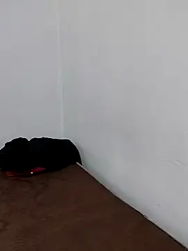 Sweet-diamondxxx online show from February 1, 2025, 10:44 pm