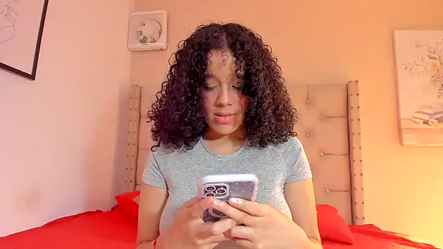 Snapshot of vanesasexyhot21 chatting on March 1, 2026, 2:11 am vanesasexyhot21 online show from March 1, 2026, 2:11 am