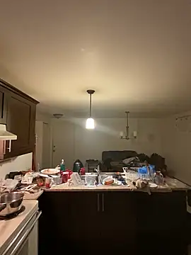 kikiwonderbar online show from February 2, 2025, 8:56 am