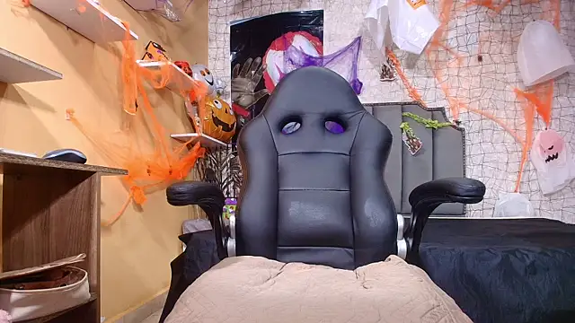 aisha sh online show from October 26, 2025, 12:05 pm