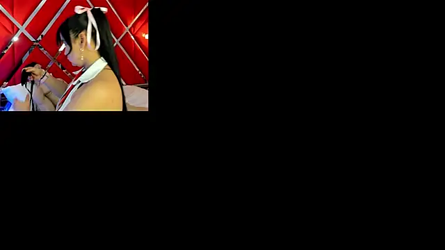 SusanCouper online show from October 18, 2025, 10:34 pm