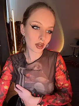 Snapshot of Natural_pussy chatting on July 17, 2026, 7:16 am Natural pussy online show from July 17, 2026, 7:16 am