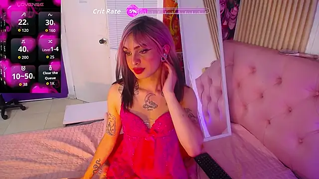 amapola hs online show from December 17, 2025, 9:42 pm