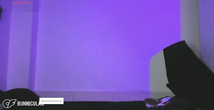 Snapshot of larissa01_ chatting on March 2, 2026, 10:17 pm larissa01 online show from March 2, 2026, 10:17 pm