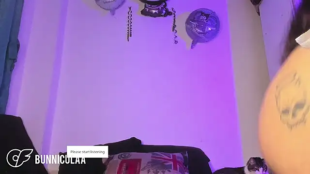 Snapshot of larissa01_ chatting on February 12, 2026, 4:18 pm larissa01 online show from February 12, 2026, 4:18 pm