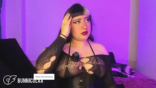 Snapshot of larissa01_ chatting on February 13, 2026, 10:21 pm larissa01 online show from February 13, 2026, 10:21 pm