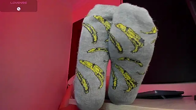 larissa01  online show from March 23, 2025, 5:43 am