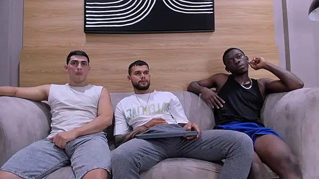 hot day online show from October 11, 2025, 8:21 pm