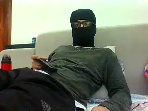 DelhiDick69 online show from July 7, 2026, 4:54 pm
