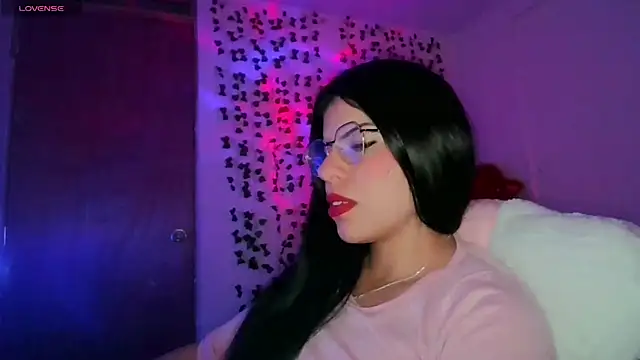 Adararose1 online show from November 12, 2025, 10:02 pm