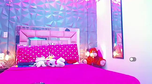 Doll IvannaTs online show from February 20, 2025, 10:59 pm