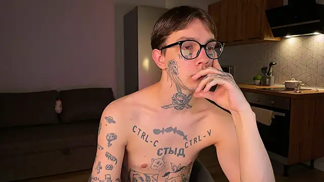 anahori  simon online show from October 19, 2025, 10:45 pm