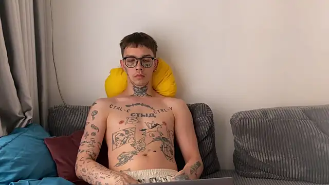 anahori  simon online show from March 22, 2026, 12:03 am