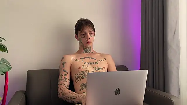 Snapshot of anahori__simon chatting on July 5, 2026, 2:05 am anahori simon online show from July 5, 2026, 2:05 am