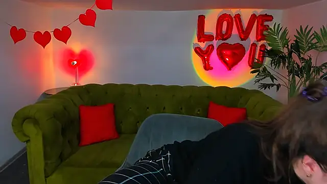 Snapshot of _Sun_Shy_ chatting on February 20, 2025, 9:11 am Sun Shy online show from February 20, 2025, 9:11 am