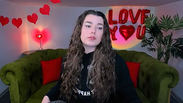 Snapshot of _Sun_Shy_ chatting on February 8, 2025, 9:04 pm Sun Shy online show from February 8, 2025, 9:04 pm
