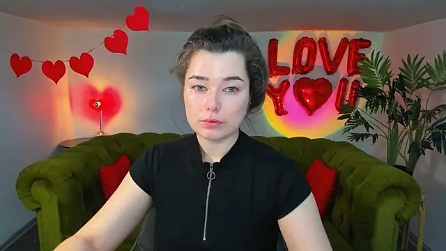 Snapshot of _Sun_Shy_ chatting on February 28, 2025, 1:03 pm Sun Shy online show from February 28, 2025, 1:03 pm