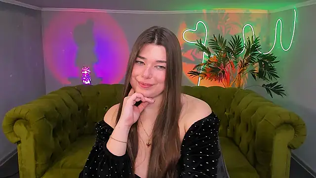 Snapshot of _Sun_Shy_ chatting on February 2, 2025, 4:15 am Sun Shy online show from February 2, 2025, 4:15 am
