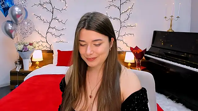 Snapshot of _Sun_Shy_ chatting on February 3, 2025, 6:17 pm Sun Shy online show from February 3, 2025, 6:17 pm