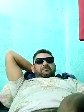 douglasafado69 online show from May 22, 2026, 4:43 am