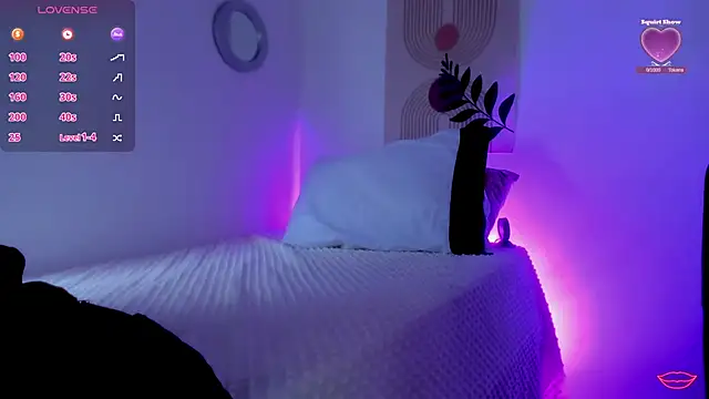 Snapshot of samy_lewis chatting on February 12, 2026, 12:49 pm samy lewis online show from February 12, 2026, 12:49 pm