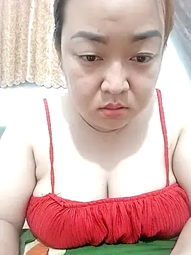 Snapshot of VyOanh2K chatting on February 21, 2026, 5:15 pm VyOanh2K online show from February 21, 2026, 5:15 pm