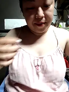 Snapshot of VyOanh2K chatting on March 4, 2026, 4:15 pm VyOanh2K online show from March 4, 2026, 4:15 pm