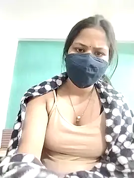 Snapshot of Sapna-80 chatting on December 25, 2024, 7:13 pm Sapna-80 online show from December 25, 2024, 7:13 pm