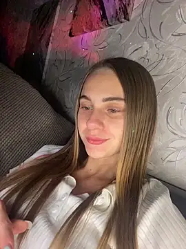 GraceTorrez online show from September 22, 2025, 8:15 pm