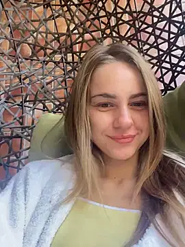 GraceTorrez online show from November 10, 2025, 12:21 pm