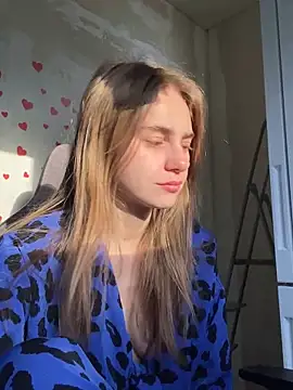 GraceTorrez online show from March 13, 2025, 4:38 am