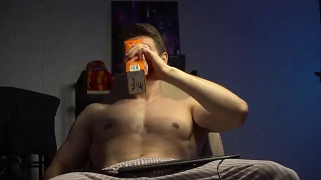 Snapshot of Bruno_Banani chatting on February 21, 2026, 6:43 pm Bruno Banani online show from February 21, 2026, 6:43 pm