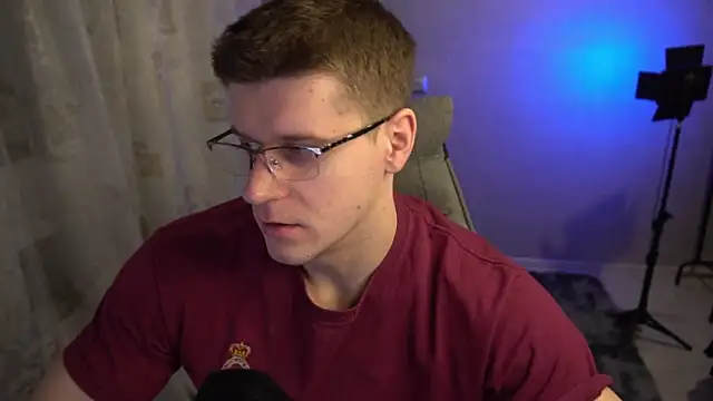 Bruno Banani online show from November 19, 2025, 2:50 pm