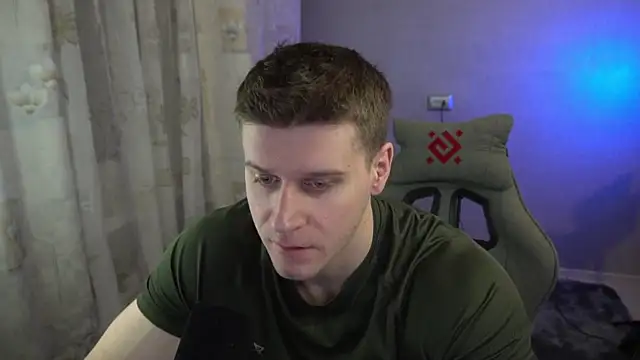 Bruno Banani online show from November 17, 2025, 4:44 pm