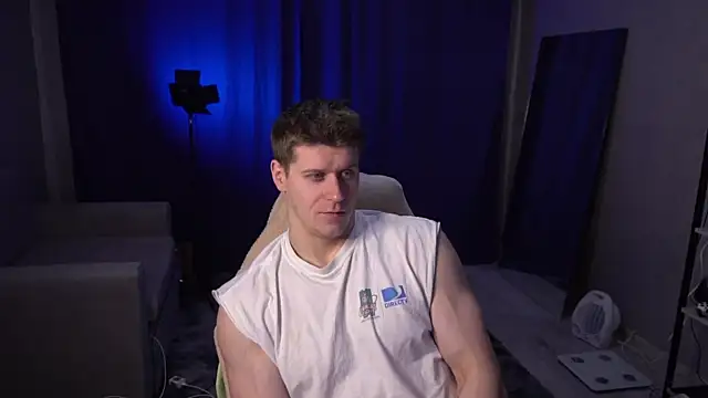 Bruno Banani online show from November 30, 2025, 5:03 pm