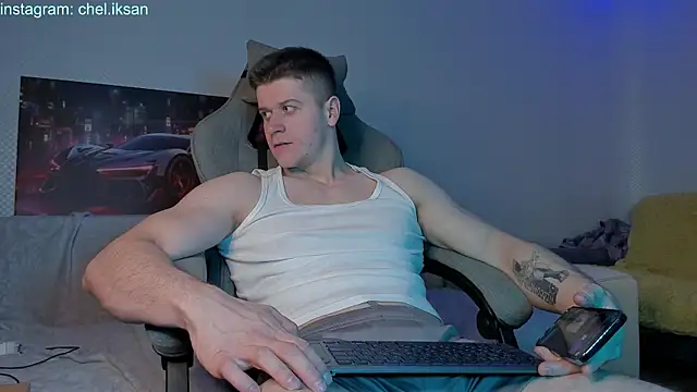 Snapshot of Bruno_Banani chatting on January 3, 2025, 5:10 pm Bruno Banani online show from January 3, 2025, 5:10 pm