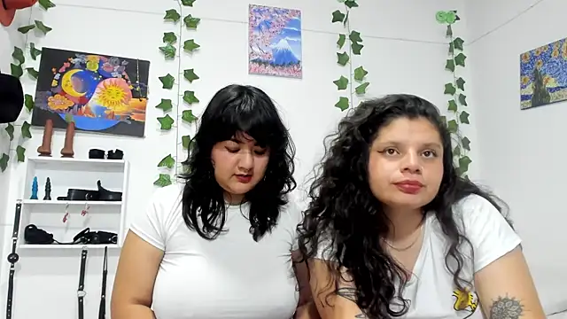 Snapshot of Karol_IsabelCouple chatting on September 29, 2025, 2:18 am Karol IsabelCouple online show from September 29, 2025, 2:18 am