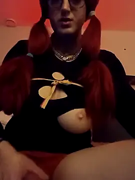 sissytrapdolly24 online show from October 2, 2025, 2:09 pm