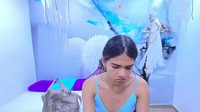 DEMI LEED online show from October 29, 2025, 11:31 am