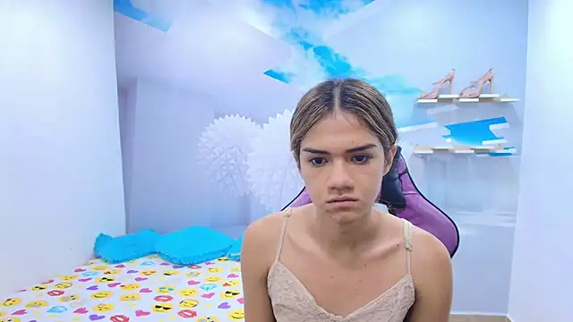 Snapshot of DEMI_LEED chatting on February 5, 2026, 11:39 am DEMI LEED online show from February 5, 2026, 11:39 am