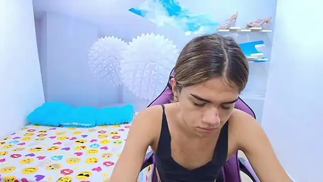 Snapshot of DEMI_LEED chatting on February 16, 2026, 12:15 pm DEMI LEED online show from February 16, 2026, 12:15 pm