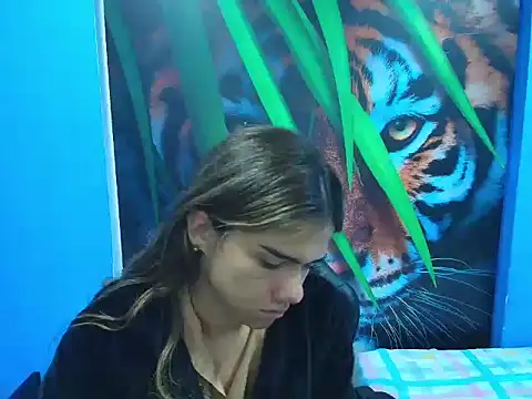 Snapshot of DEMI_LEED chatting on February 25, 2026, 11:43 am DEMI LEED online show from February 25, 2026, 11:43 am